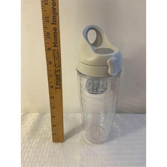 Tervis bottle H2O gray bottle with lid measurable 20 oz - Picture 2 of 2